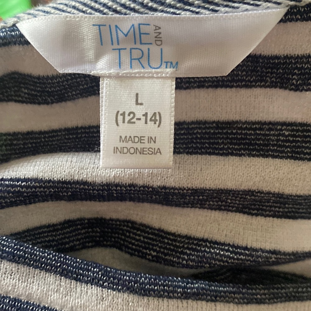Time and Tru 3/4 sleeve Shirt